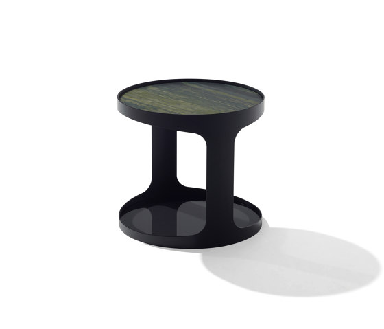 Colin | side table 
1325 -II 
with lower tray | Side tables | DRAENERT