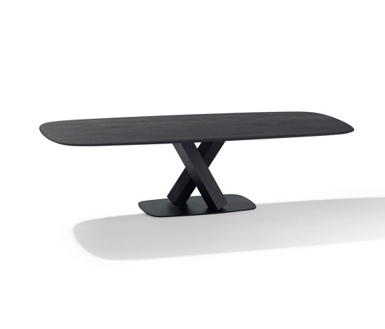 Stan | 1485
Wood Table | Esstische | DRAENERT