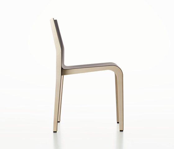 Laleggera chair hide-leather / 301 H | Stühle | Alias