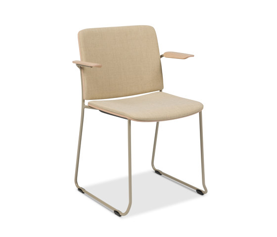 Atrium II, fixed seat-, back
cushion w/ armrest | Sillas | Fora Form