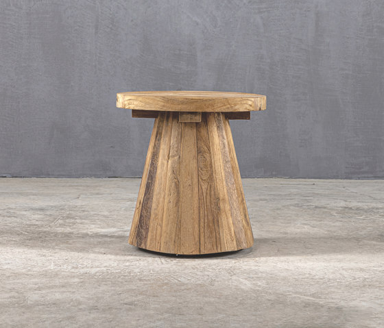 Slow Reclaimed | Mushroom Side Table Reclaimed Teak 35 | Tables d'appoint | Set Collection
