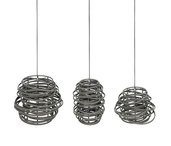 Hola Hanging Lamp Set | Lámparas exteriores de suspensión | cbdesign