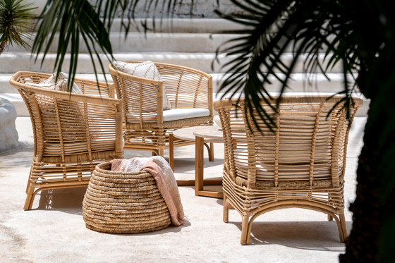 Lilia Lounge Chair | Armchairs | cbdesign