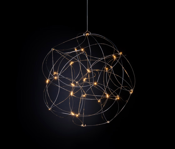 Tess Globe | Lámparas de suspensión | Quasar