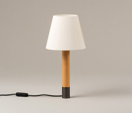 Básica M1 | Table Lamp | Luminaires de table | Santa & Cole