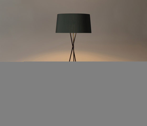 Trípode G5 | Floor Lamp | Lampade piantana | Santa & Cole