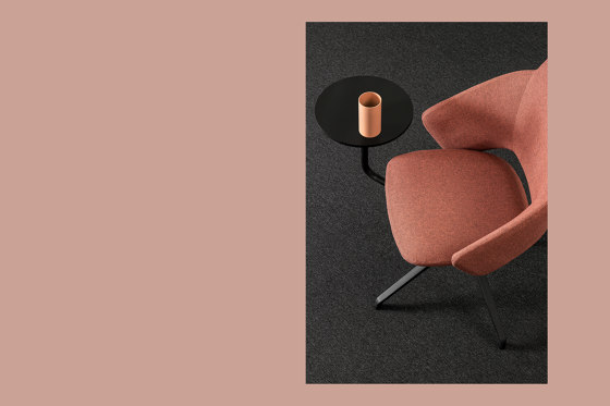Icon Desk 7151 | Chairs | Mara