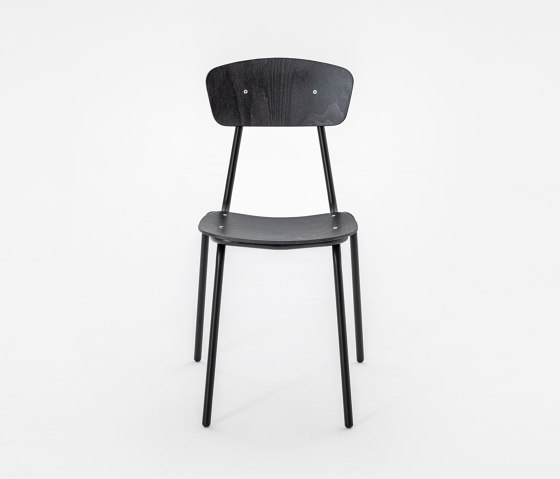 Simple 107 | Chairs | Mara