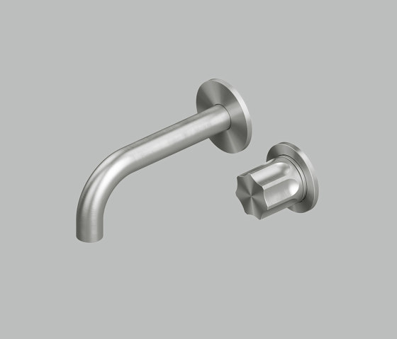 Modo | Wall mounted mixer with spout | Wash basin taps | Quadrodesign