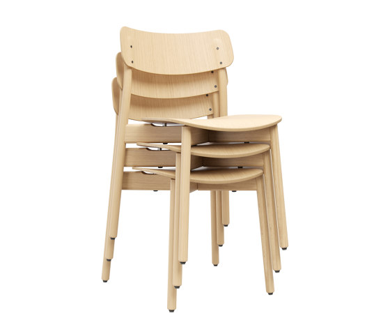 Ella with Wooden Legs | Chaises | Martela