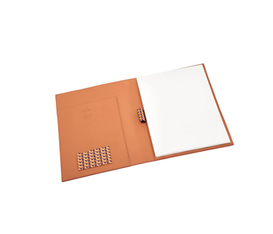 Pineider X Poltrona Frau Notebook | Cuadernos | Poltrona Frau
