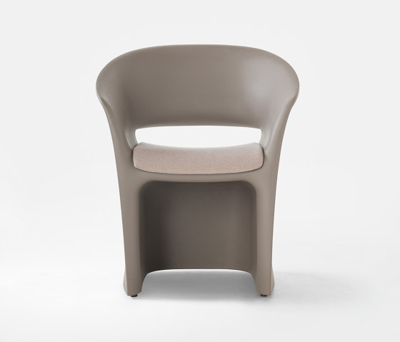 Kuark | Stühle | Kastel
