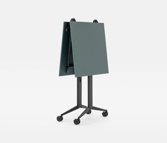 Timmy Libro H1050 | Standing tables | Mara