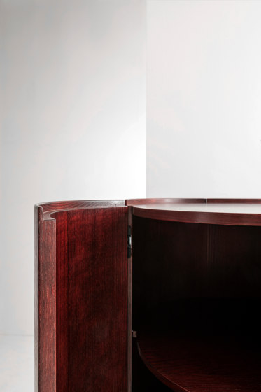 Collectionist Cabinet | Credenza | Armadi | Laurameroni