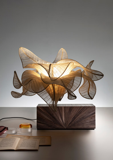 Aurizia | Table Lamp | Lámparas de sobremesa | Laurameroni