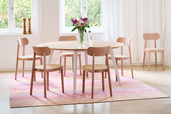 1545 | Tables collectivités | Thonet