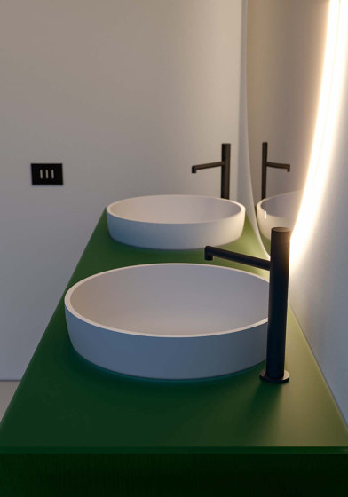 Dogma 20_2023 | Meubles muraux salle de bain | Ideagroup