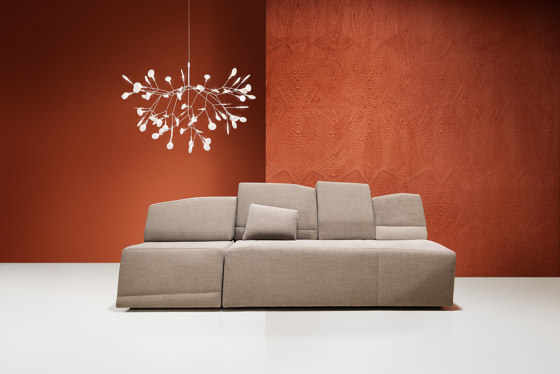 Heracleum III Suspended, Large, White | Suspended lights | moooi
