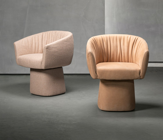 CARA Swivel Dining Chair | Chaises | Piet Boon