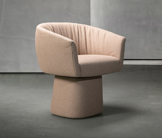 CARA Swivel Dining Chair | Sillas | Piet Boon