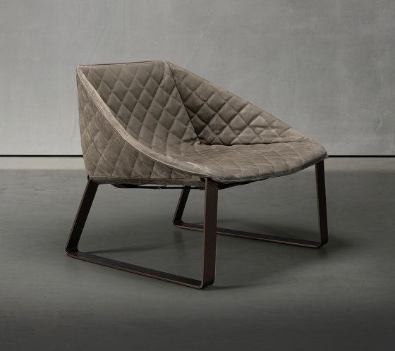 KEKKE Lounge Chair | Fauteuils | Piet Boon