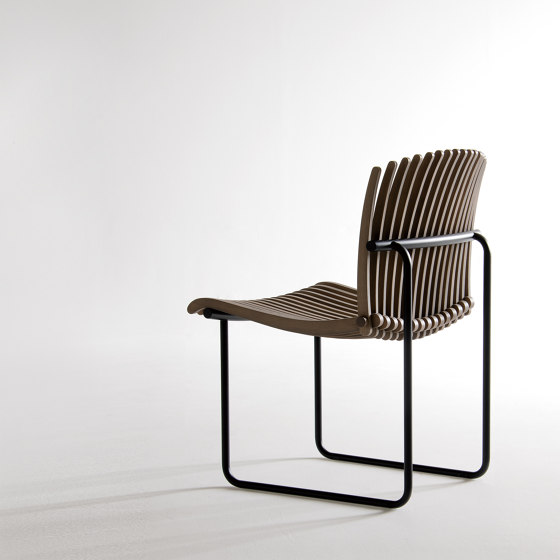 SLAT chair | Sillas | CondeHouse