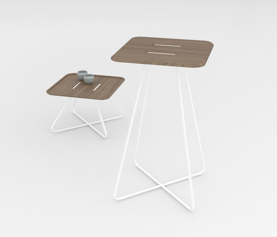 Levante Occasional Low Table | Mesas de centro | Altek