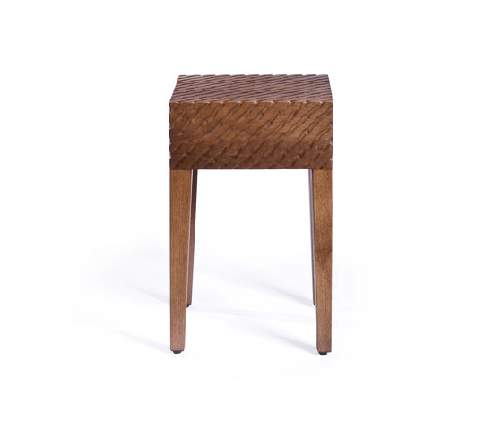 Quiet Table | Stool | Tavolini alti | Zanat