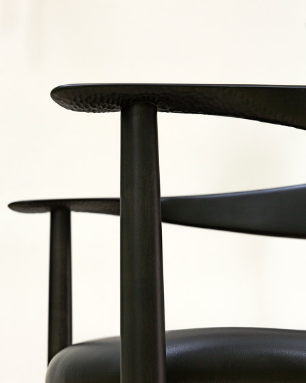 Sava Chair | Chaises | Zanat