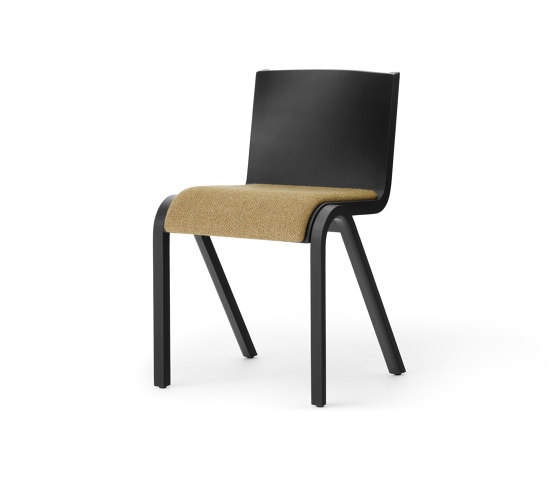 Ready Dining Chair, Seat Upholstered, Black Painted Oak, Bouclé | Sedie | Audo Copenhagen
