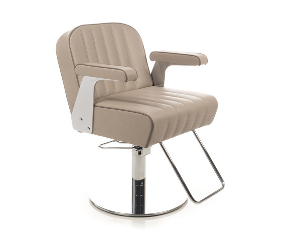 Peggysue Storest | GAMMASTORE Barber Chair | Barber chairs | GAMMA & BROSS