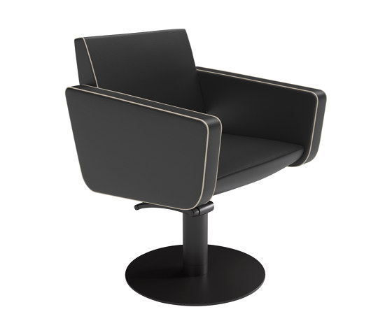 Aeolian Superblack | GAMMASTORE Styling salon chair | Barber chairs | GAMMA & BROSS