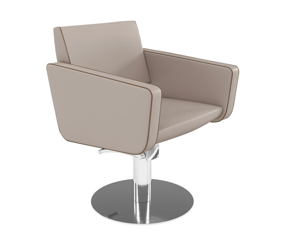 Aeolian Supersilver | GAMMASTORE Styling salon chair | Barber chairs | GAMMA & BROSS