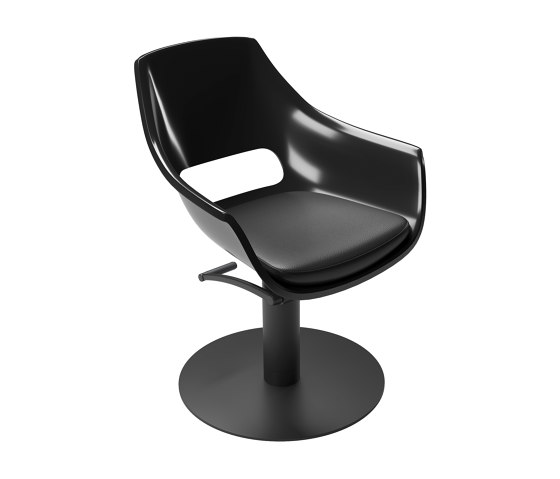 Clara  Superblack | GAMMASTORE Styling salon chair | Barber chairs | GAMMA & BROSS