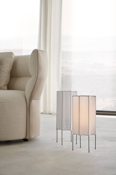 Velasca Lamp | Lampade tavolo | Punt Mobles