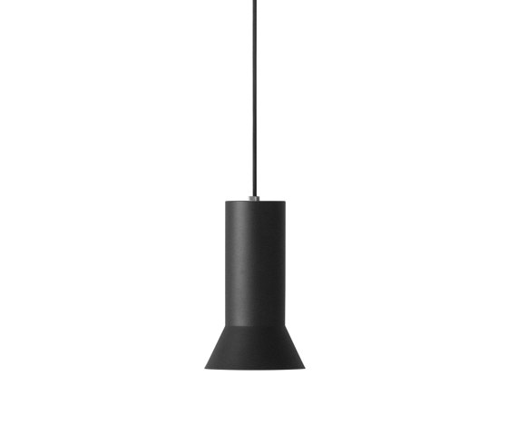 Hat Lamp Small EU Black | Lampade sospensione | Normann Copenhagen