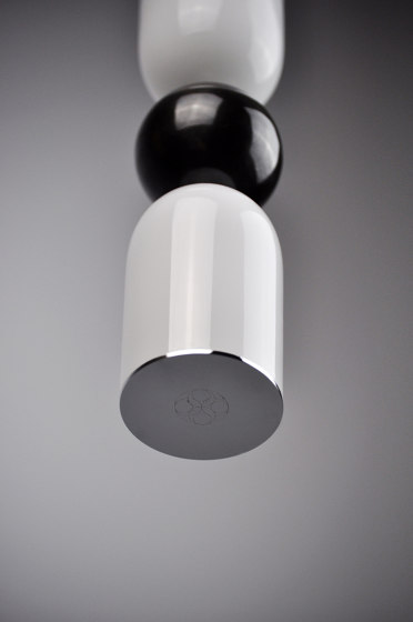 Laur Singles Config 2 Contemporary LED Pendant | Lámparas de suspensión | Ovature Studios