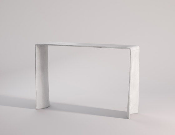 Tadao High Console Table | Mesas consola | Forma & Cemento