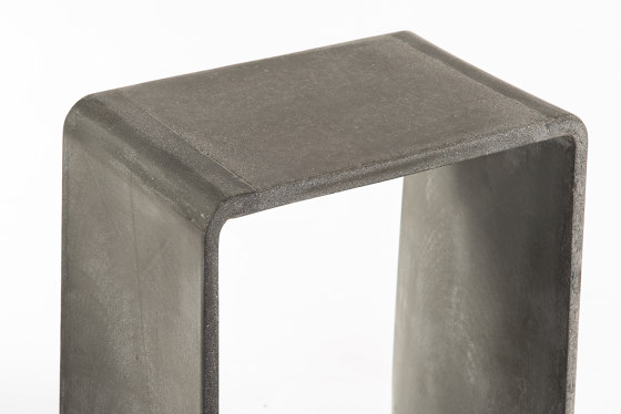Tadao Stool | Hocker | Forma & Cemento
