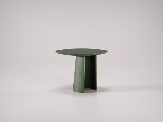 Fusto Coffee Table I | Beistelltische | Forma & Cemento
