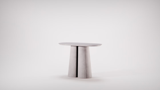 Fusto Oval Coffee Table I | Tavolini alti | Forma & Cemento