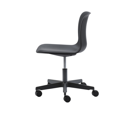 SixE SWIVEL SIDE CHAIR | Chaises | HOWE