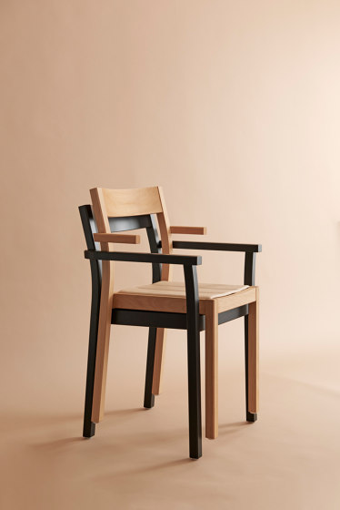Ronja armchair | Chairs | Gärsnäs