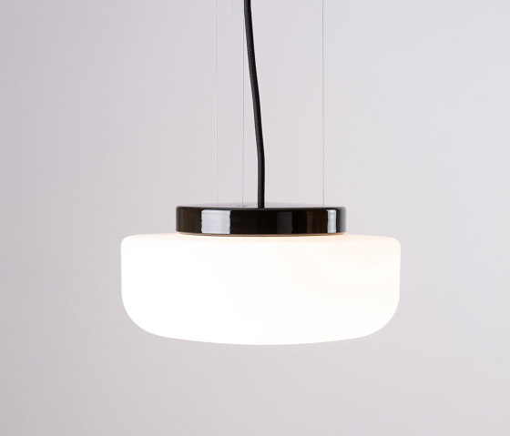 Solenne Pendant 360 LED Black | Lámparas de suspensión | Ifö Electric