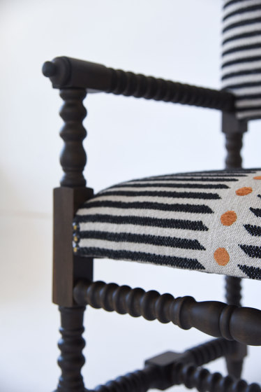 Komi | Lounge Chair | Armchairs | Topos Workshop