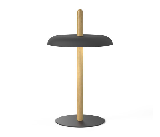 Nivel Table White Oak with Black Shade | Table lights | Pablo