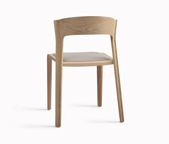 Primum Chair Upholstered | Chairs | GoEs