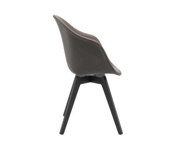 Adelaide Chair D066 | Chairs | BoConcept