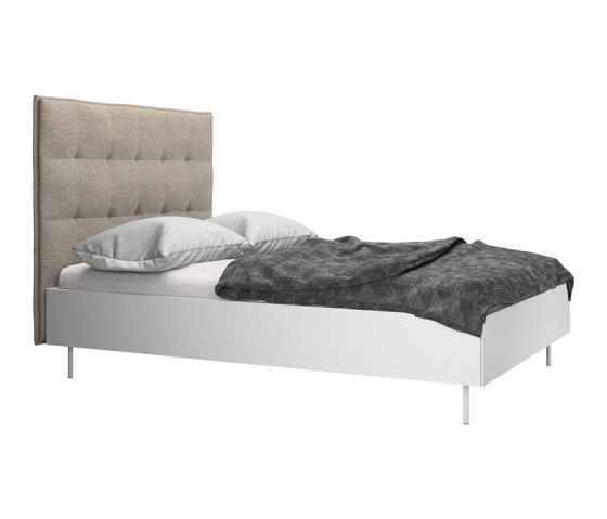 Lugano bed, slatted frame and mattress for a surcharge
GW40 | Beds | BoConcept