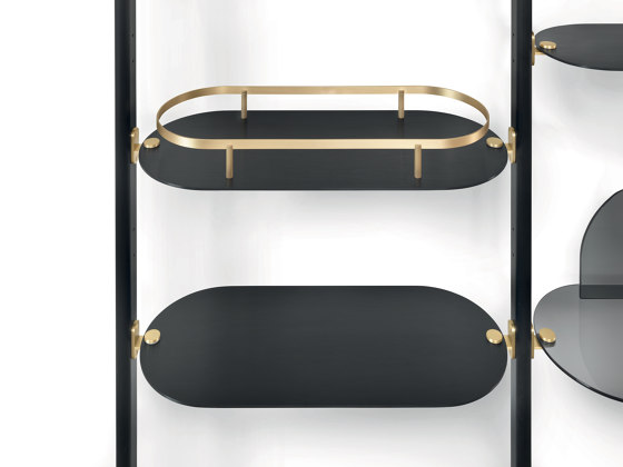 Alba Bookcase  - Wall fixing Version with fumé glass and black satin anodized aluminium shelves | Estantería | ARFLEX